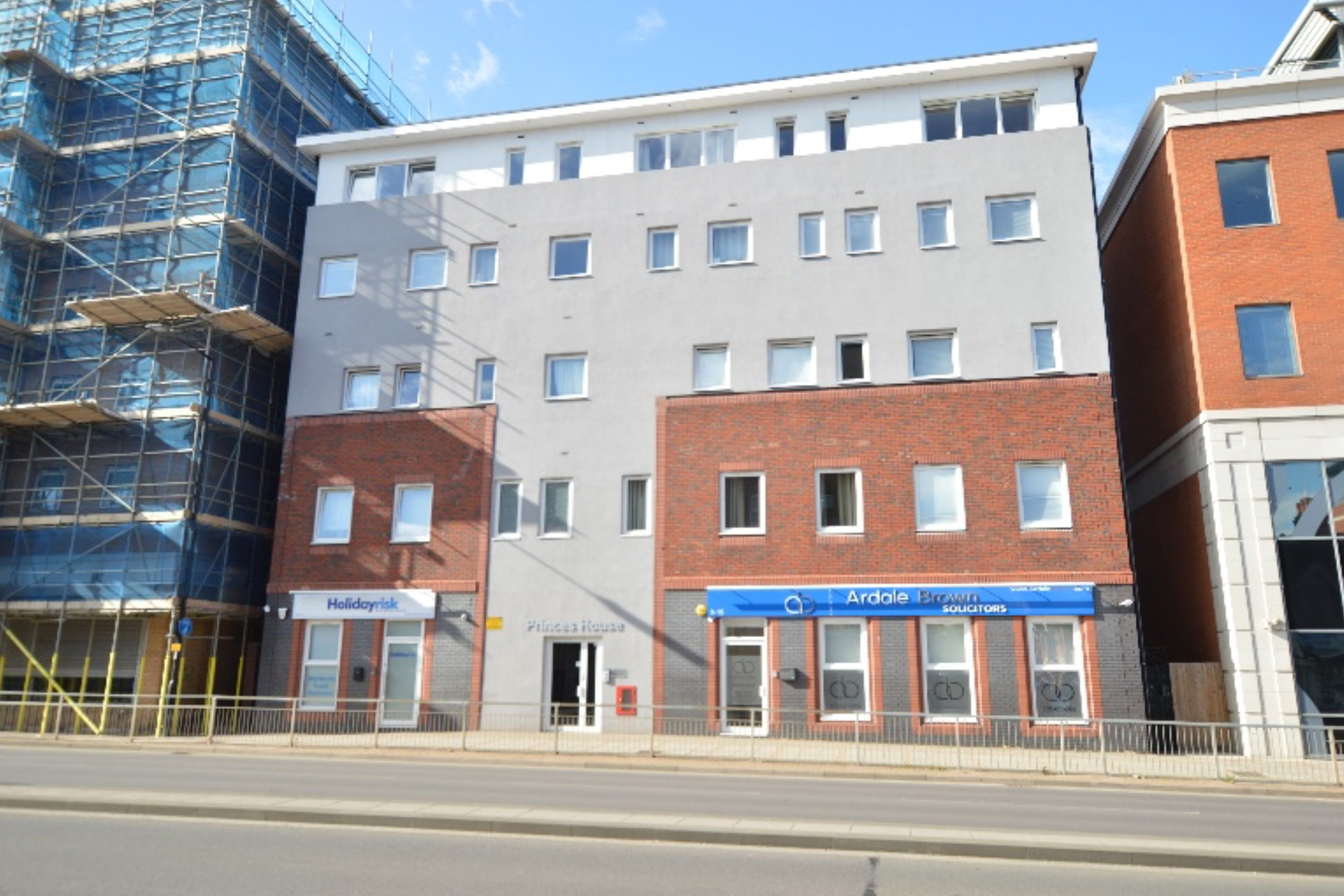 Slough, SL1 Vandermolen Real Estate