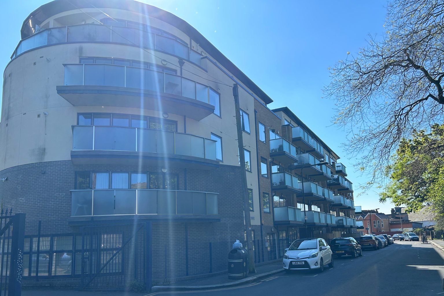 Leytonstone, London, E11 Vandermolen Real Estate