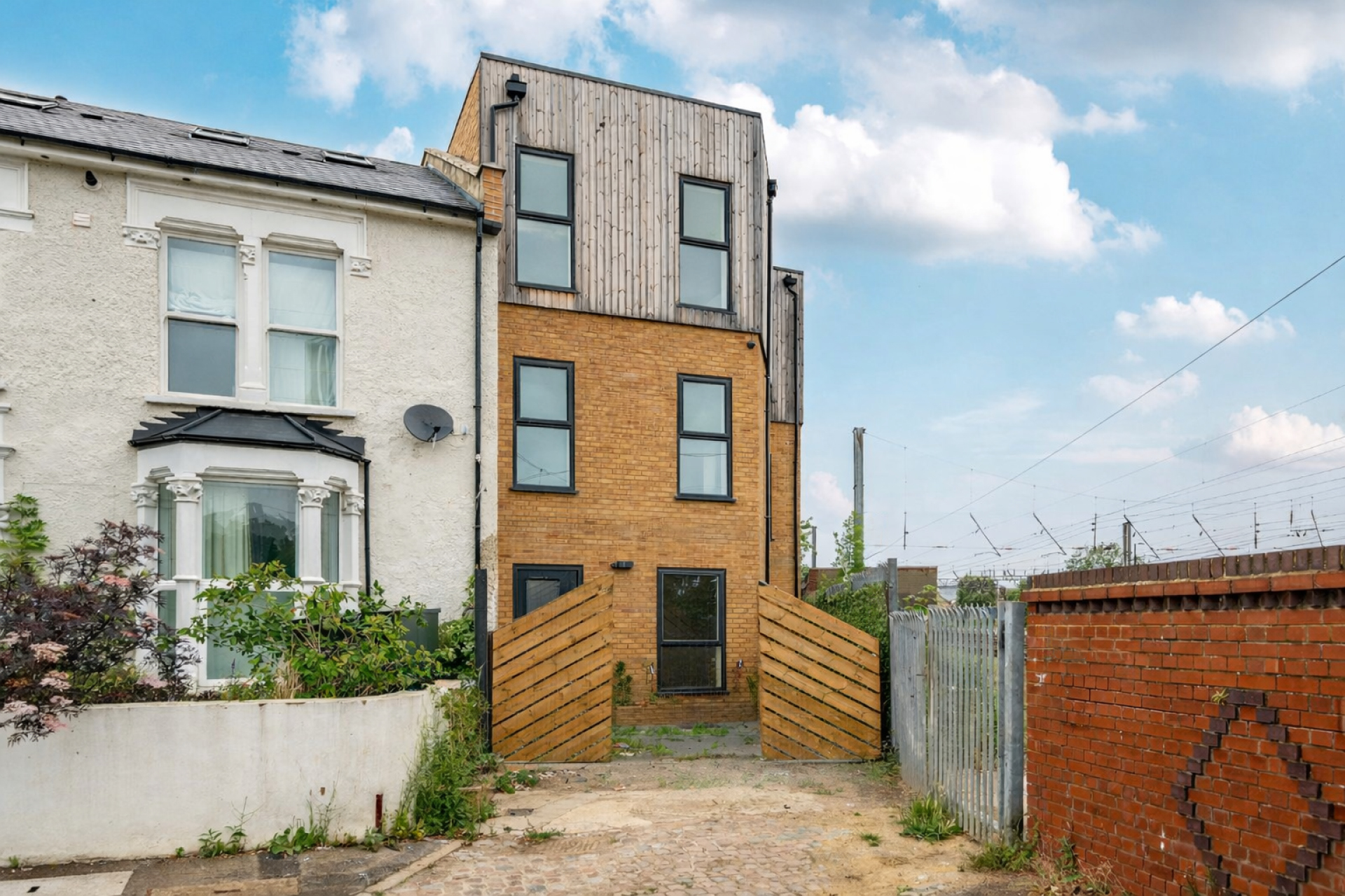 Dagmar_Road_Vandermolen_Real_Estate